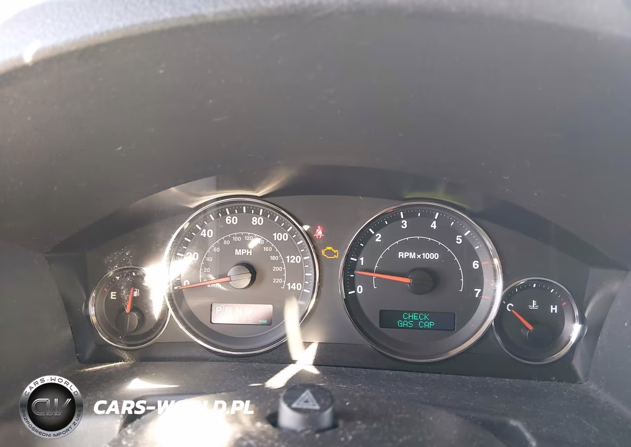 2007 Jeep Commander Sport VIN:1J8HG48P37C562984 - 7