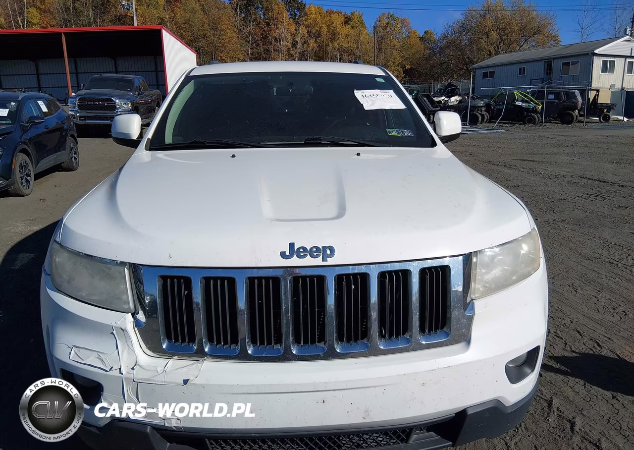 2013 Jeep Grand Cherokee Laredo VIN:1C4RJFAGXDC580395 - 12