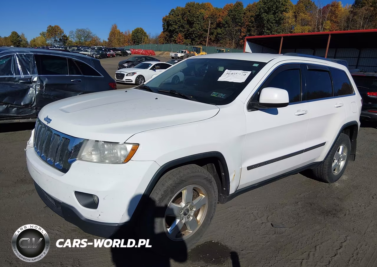 2013 Jeep Grand Cherokee Laredo VIN:1C4RJFAGXDC580395 - 2