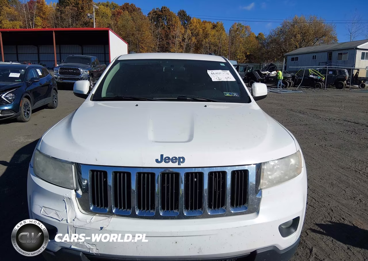 2013 Jeep Grand Cherokee Laredo VIN:1C4RJFAGXDC580395 - 6