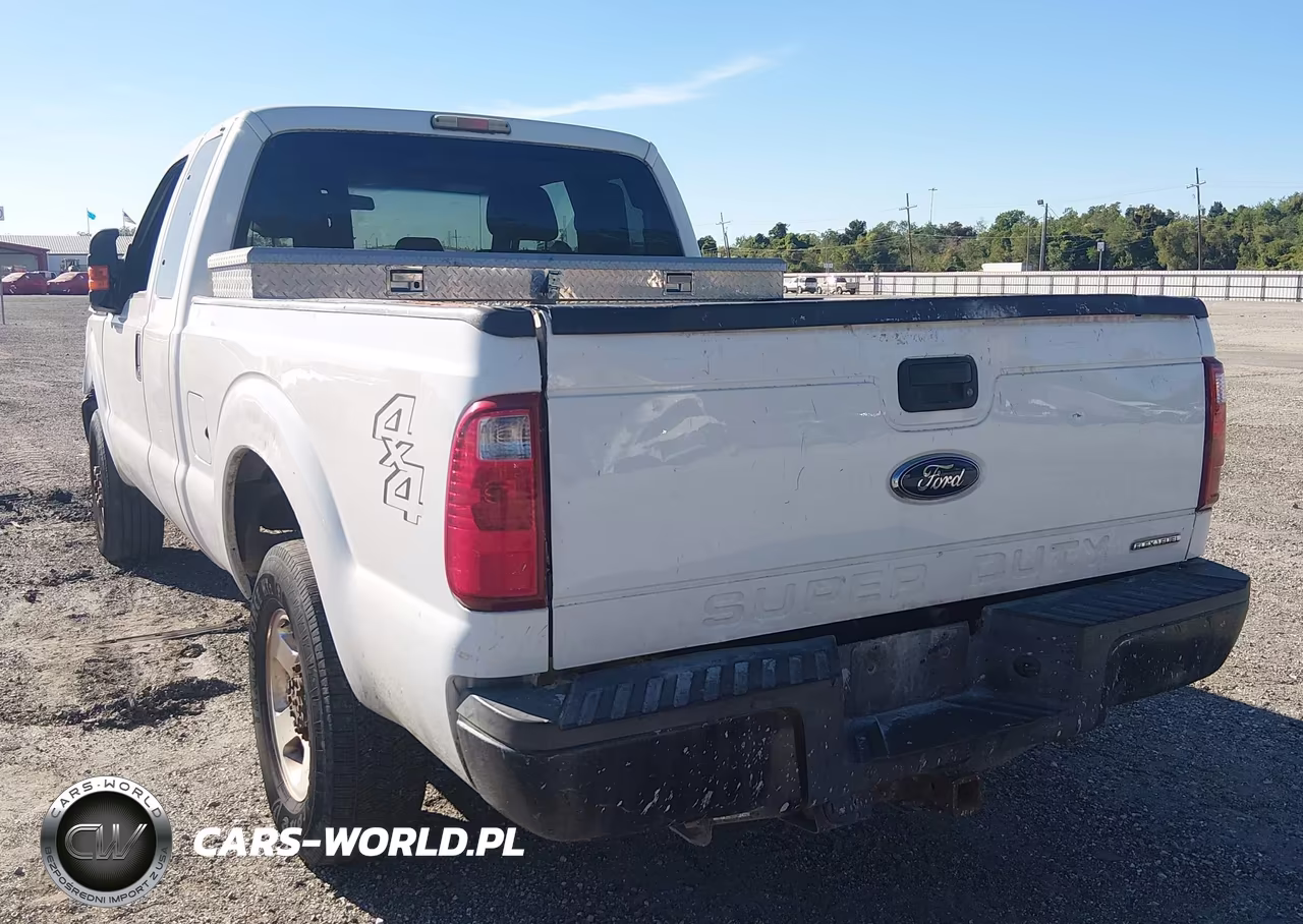 2013 Ford F-250 Xl VIN:1FT7X2B68DEB25781 - 3
