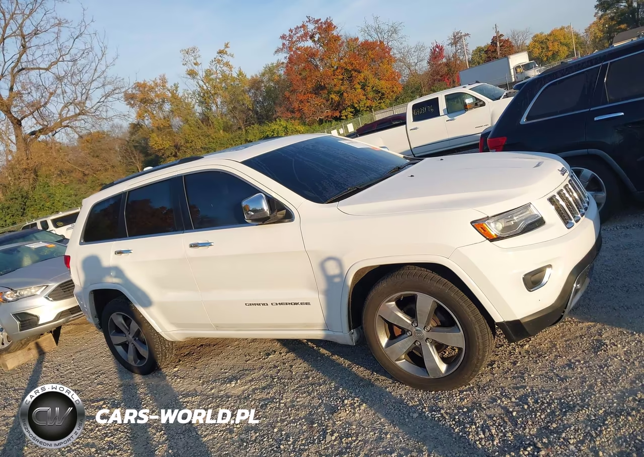 2015 Jeep Grand Cherokee Overland VIN:1C4RJFCG9FC914321 - 13