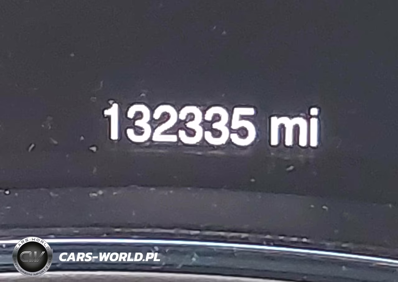 2015 Jeep Grand Cherokee Overland VIN:1C4RJFCG9FC914321 - 15
