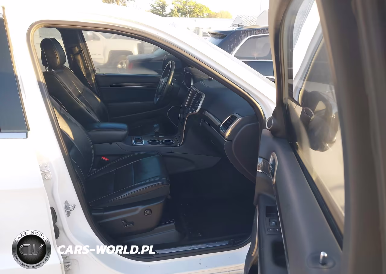 2015 Jeep Grand Cherokee Overland VIN:1C4RJFCG9FC914321 - 5