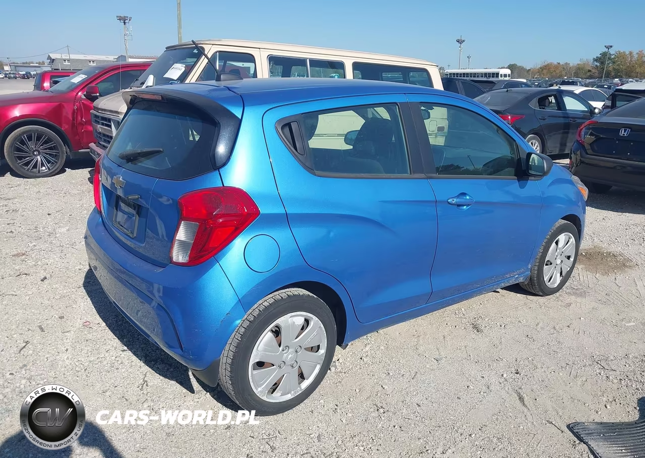 2017 Chevrolet Spark Ls Cvt VIN:KL8CB6SA4HC778613 - 4