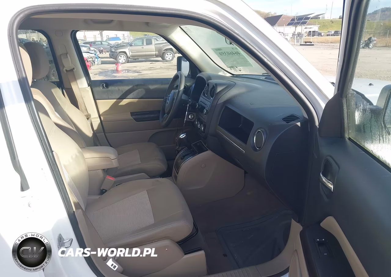 2011 Jeep Patriot Sport VIN:1J4NF1GB0BD276041 - 5