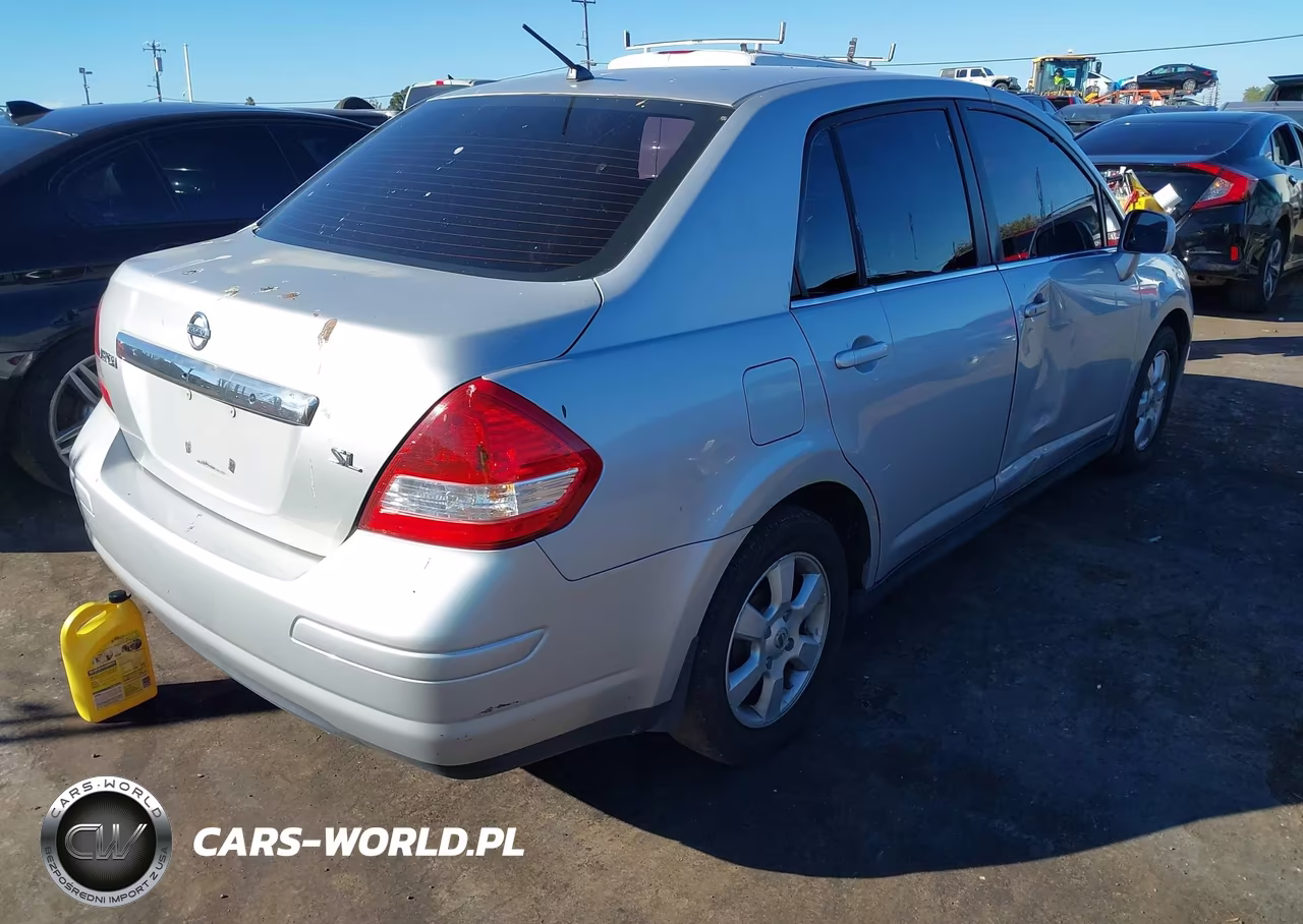 2008 Nissan Versa 1.8Sl VIN:3N1BC11E28L351087 - 4
