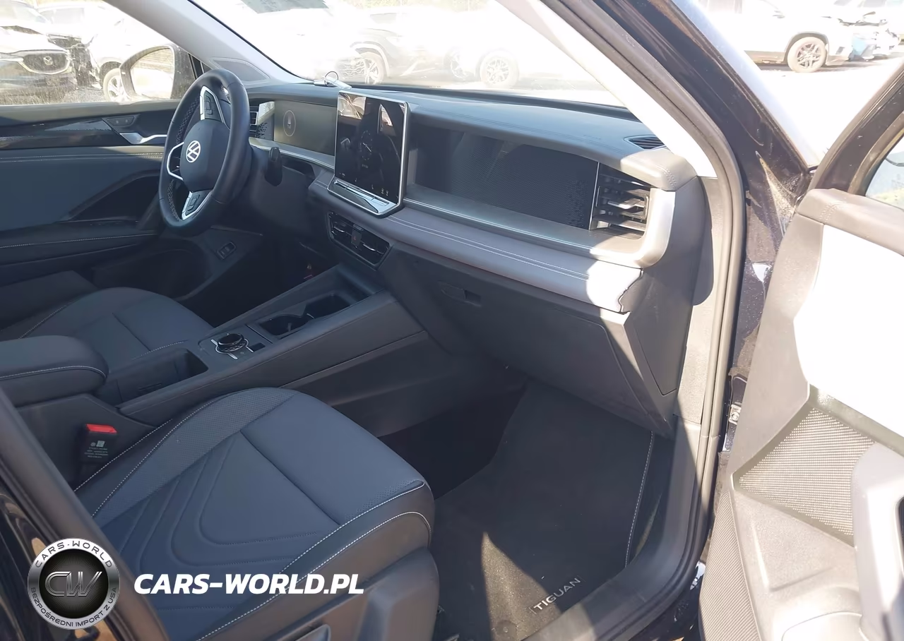 2026 Volkswagen Tiguan Se VIN:3VVER7RM2TM074128 - 5