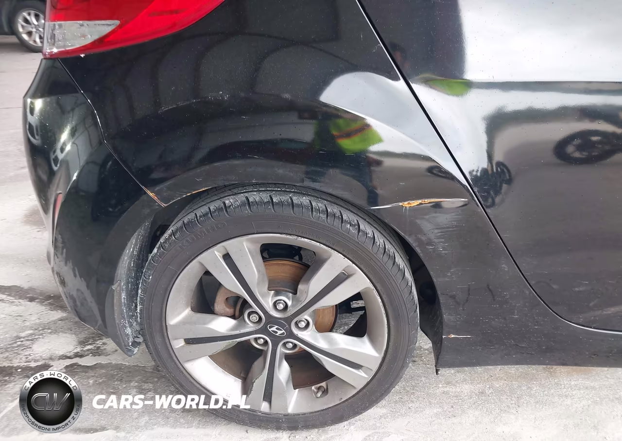 2016 Hyundai Veloster VIN:KMHTC6AD4GU259100 - 12