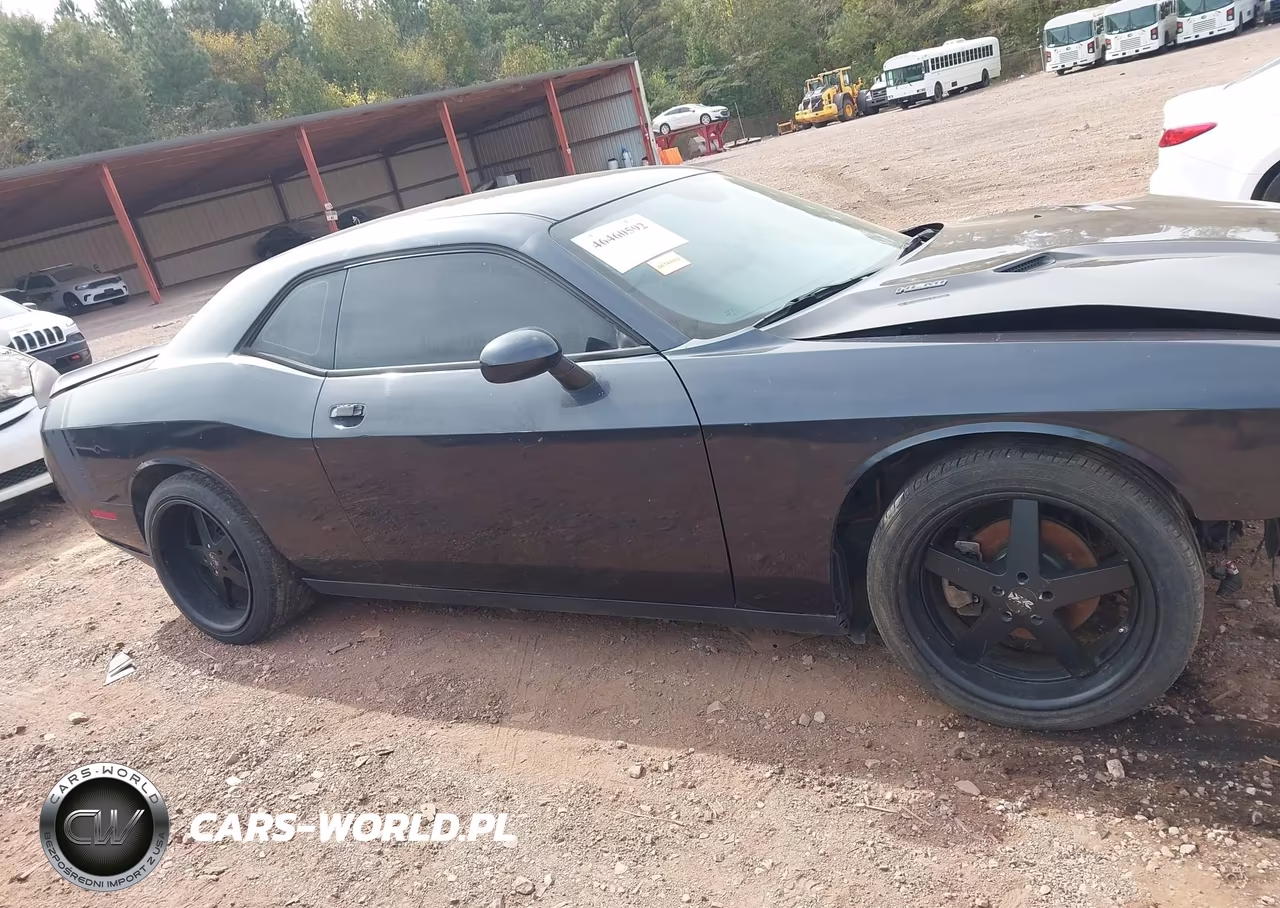 2016 Dodge Challenger R-T Scat Pack VIN:2C3CDZFJ6GH317197 - 13