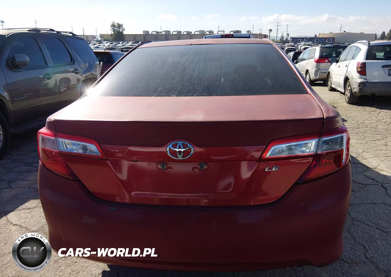 2014 Toyota Camry Le VIN:4T1BF1FK6EU817426 - 16