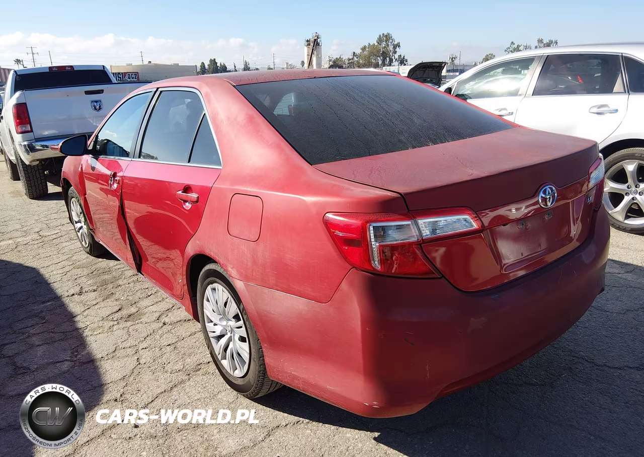 2014 Toyota Camry Le VIN:4T1BF1FK6EU817426 - 3