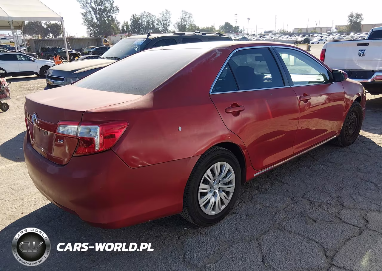 2014 Toyota Camry Le VIN:4T1BF1FK6EU817426 - 4