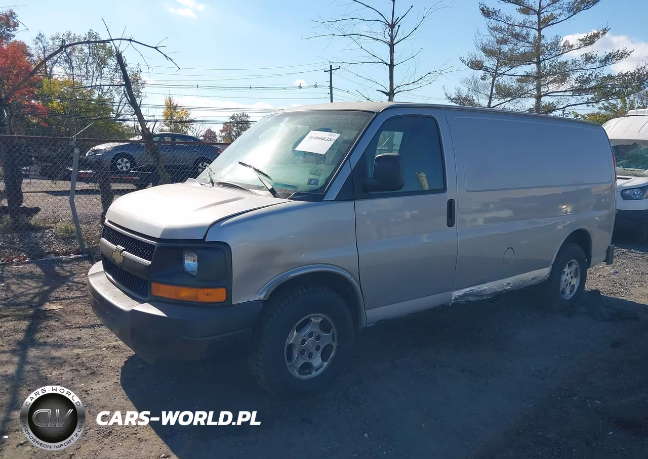 2006 Chevrolet Express Work Van VIN:1GCFG15XX61152517 - 6