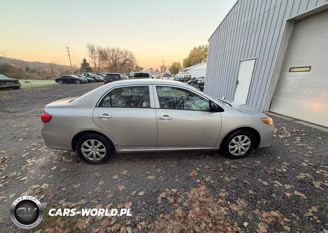 2011 Toyota Corolla VIN:2T1BU4EE7BC638747 - 14