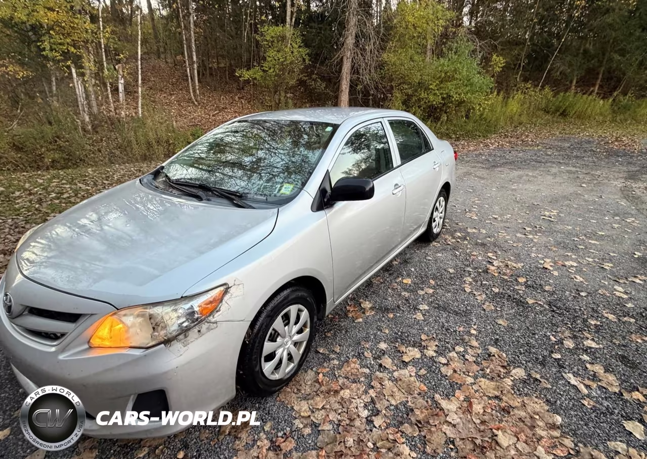2011 Toyota Corolla VIN:2T1BU4EE7BC638747 - 2