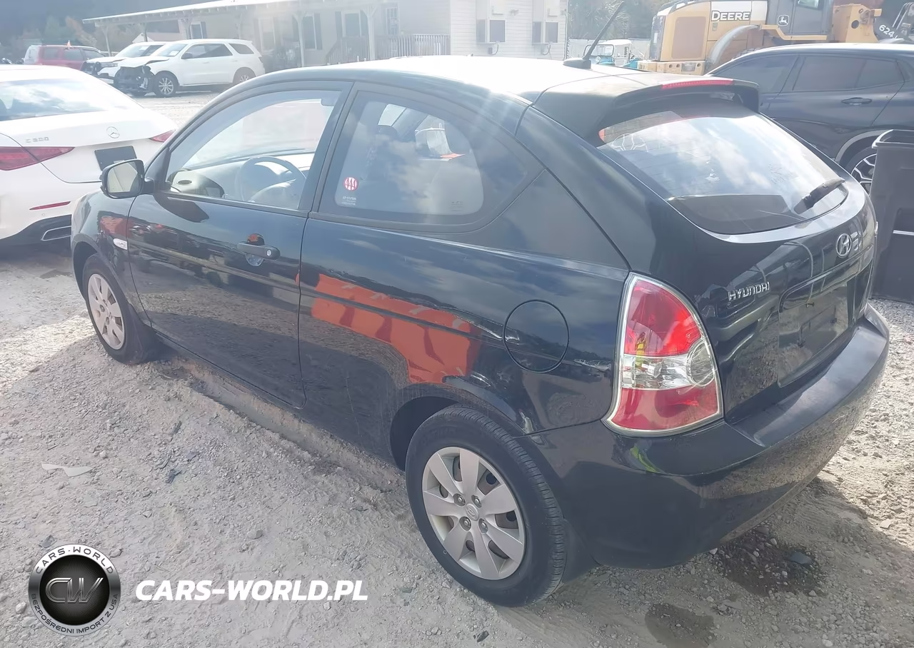 2010 Hyundai Accent Gs VIN:KMHCM3AC6AU152835 - 3