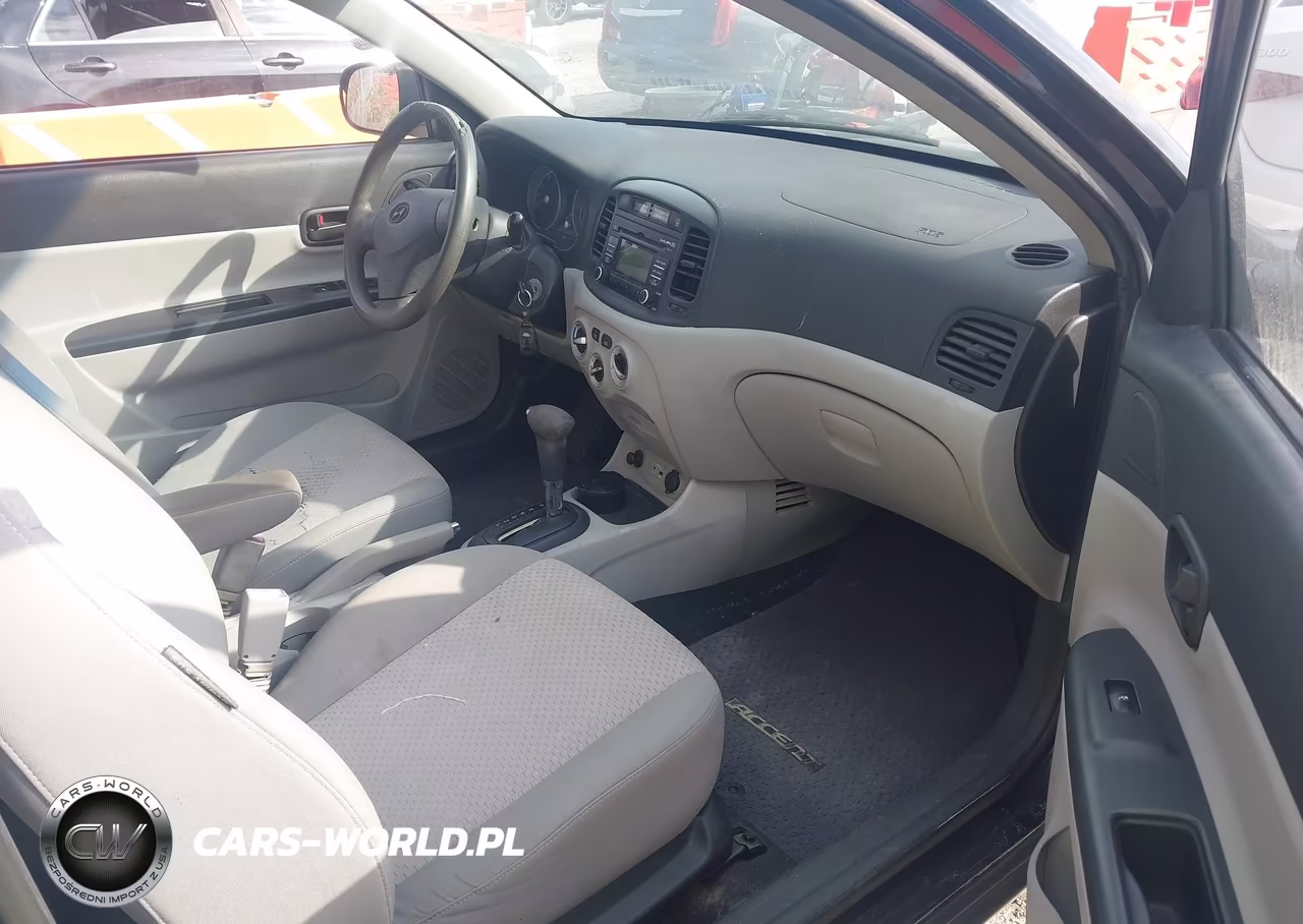 2010 Hyundai Accent Gs VIN:KMHCM3AC6AU152835 - 5