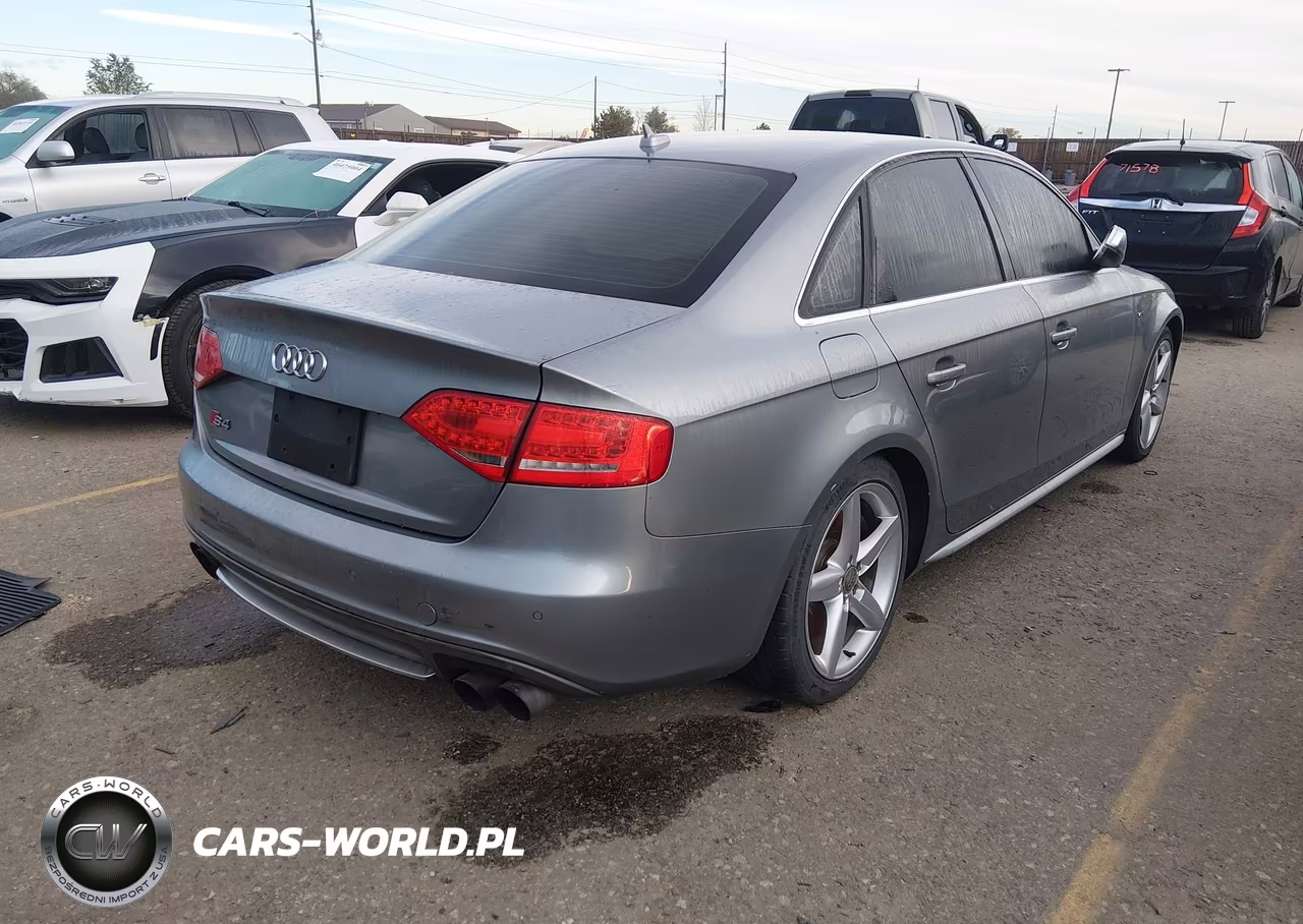 2010 Audi S4 3.0 Premium Plus VIN:WAUBGAFL1AA097813 - 4