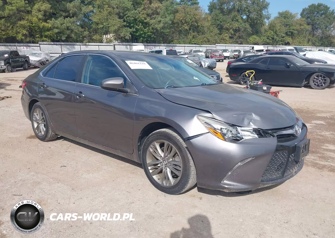 2016 Toyota Camry Se – zdjęcie 1 z 18
