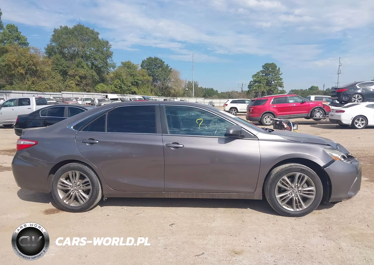 2016 Toyota Camry Se VIN:4T1BF1FK1GU231977 - 13