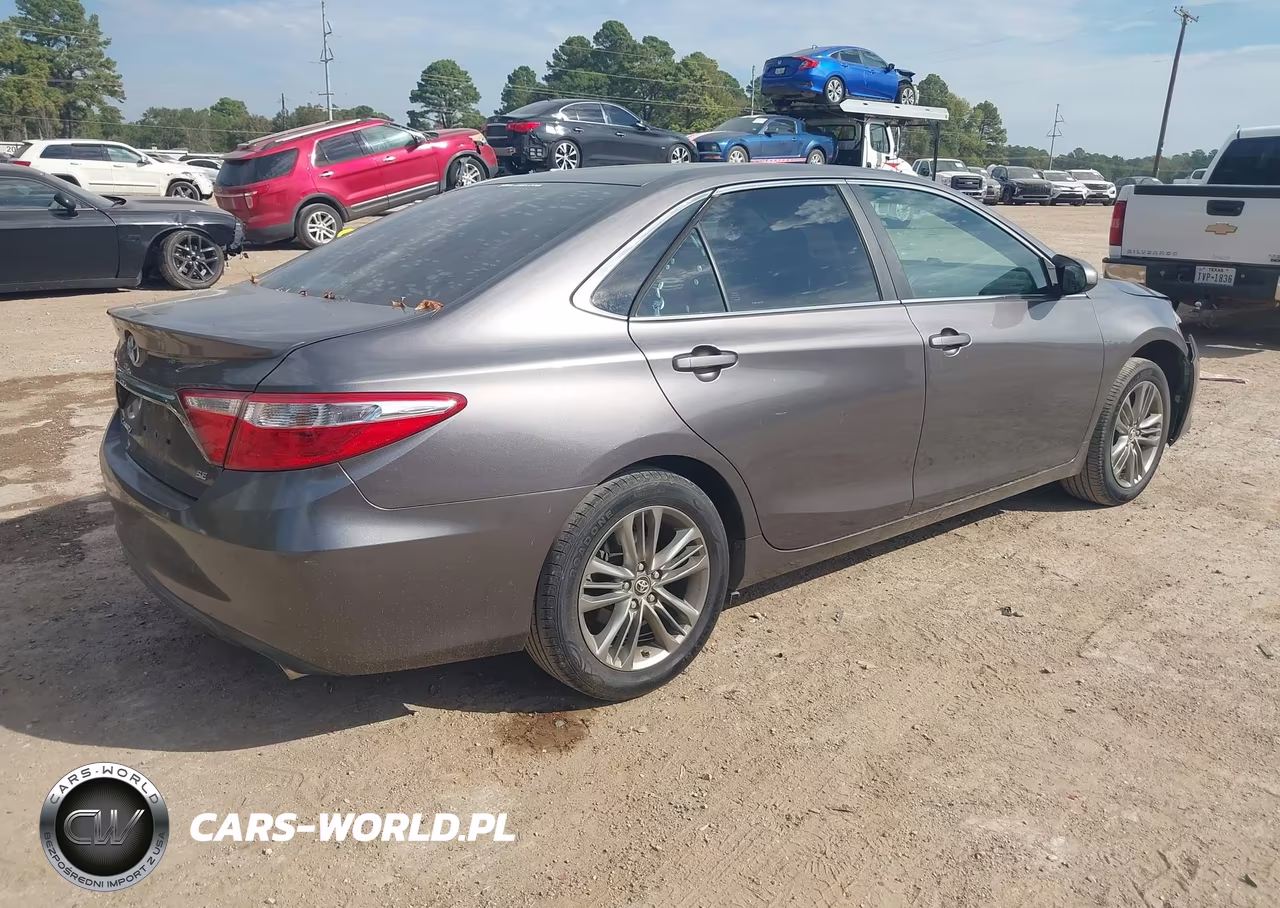 2016 Toyota Camry Se VIN:4T1BF1FK1GU231977 - 4