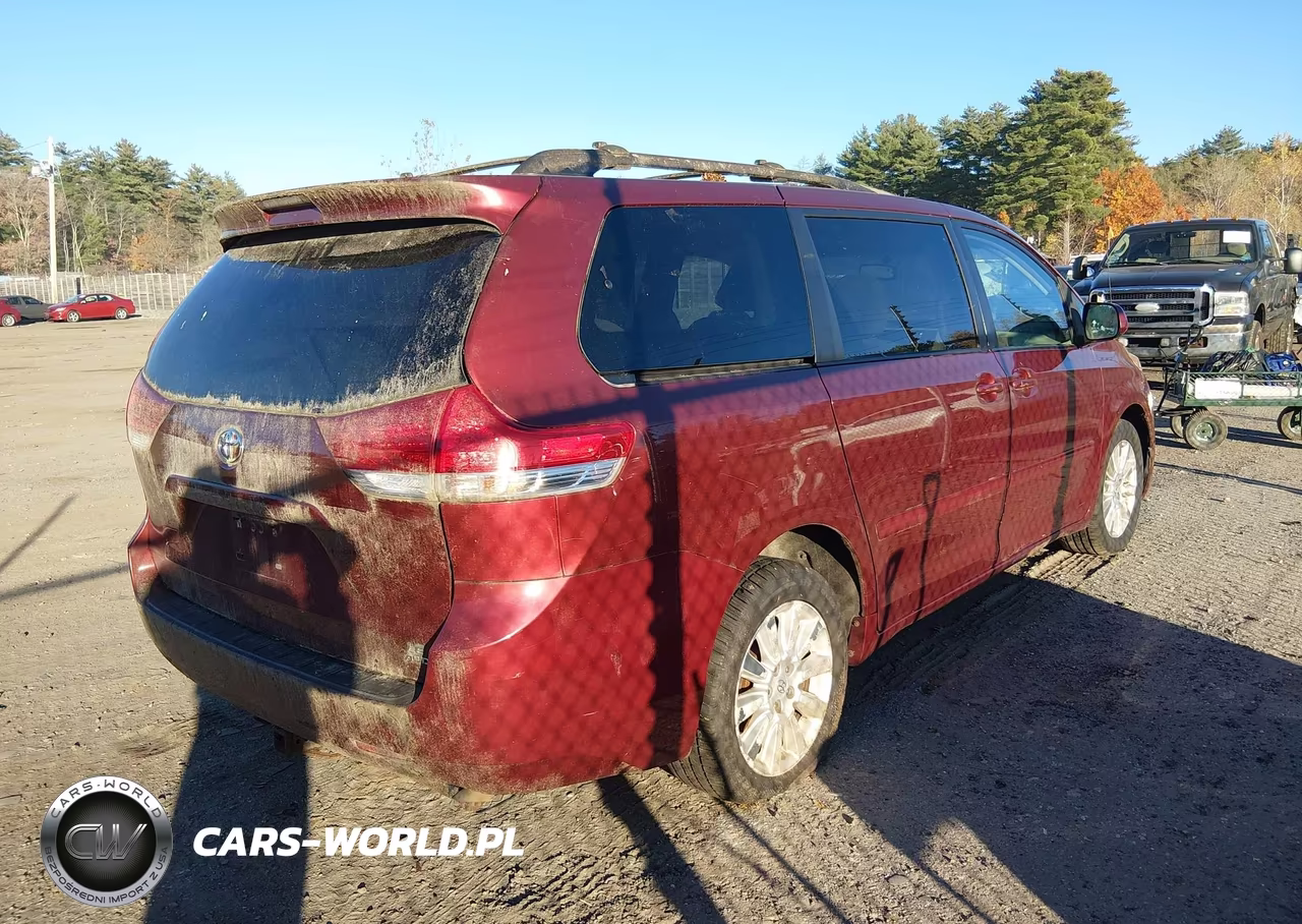 2011 Toyota Sienna Le VIN:5TDJK3DC6BS013727 - 4