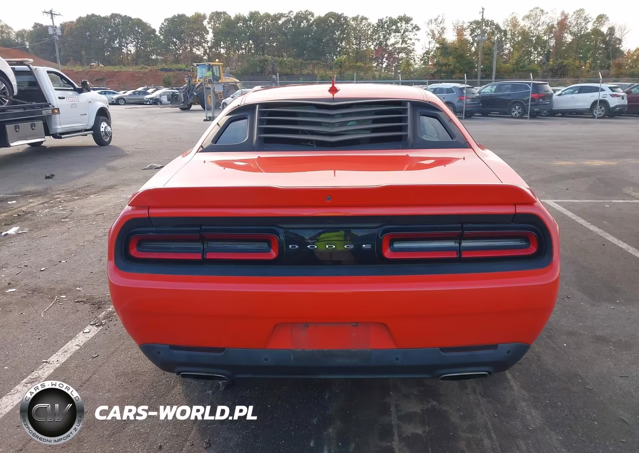 2017 Dodge Challenger Sxt Plus VIN:2C3CDZAGXHH501250 - 16
