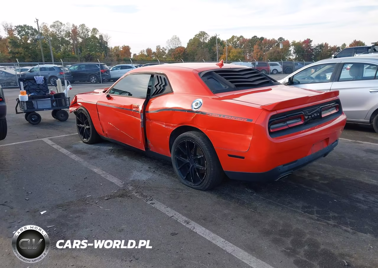 2017 Dodge Challenger Sxt Plus VIN:2C3CDZAGXHH501250 - 3