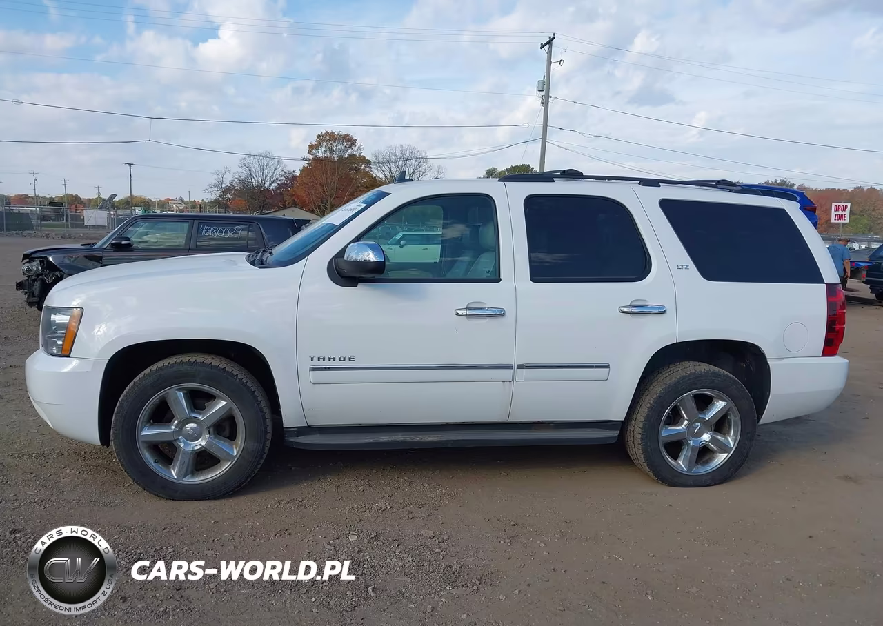 2013 Chevrolet Tahoe Ltz VIN:1GNSKCE04DR327717 - 14