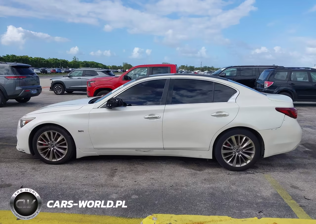 2018 Infiniti Q50 3.0T Luxe VIN:JN1EV7AR4JM431516 - 14