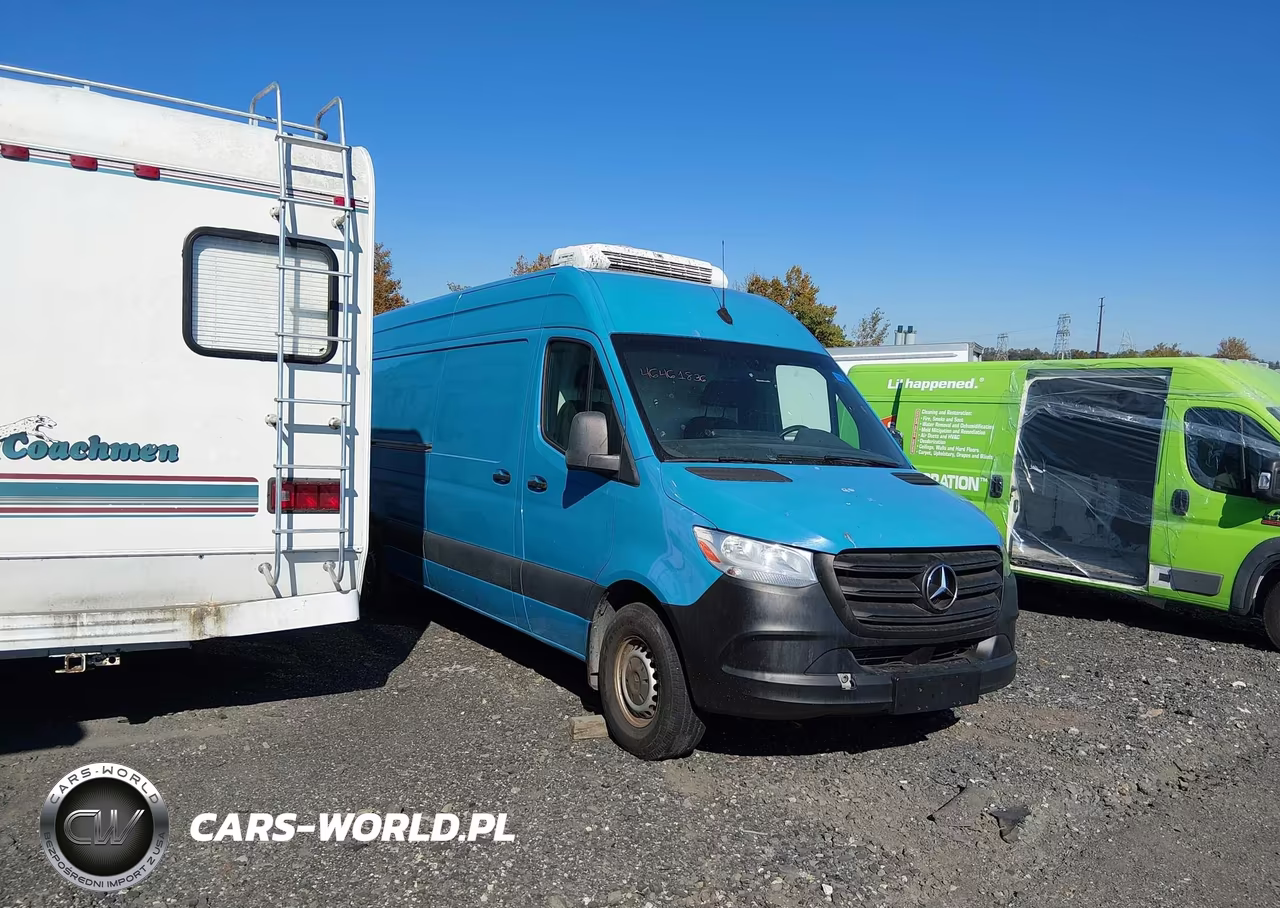 2019 Mercedes-Benz Sprinter 2500 High Roof V6 VIN:WD4PF1CD1KP126367 - 1