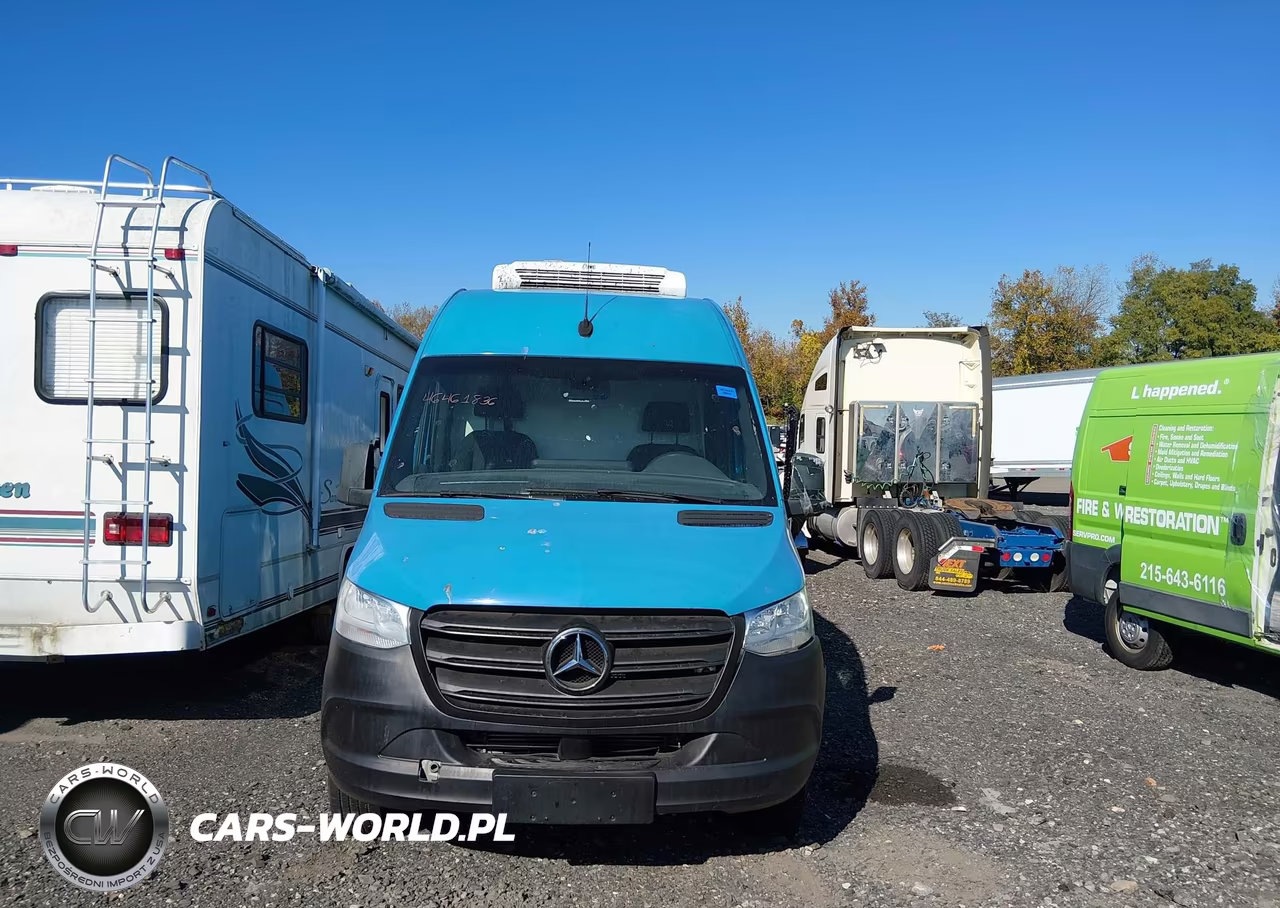 2019 Mercedes-Benz Sprinter 2500 High Roof V6 VIN:WD4PF1CD1KP126367 - 12