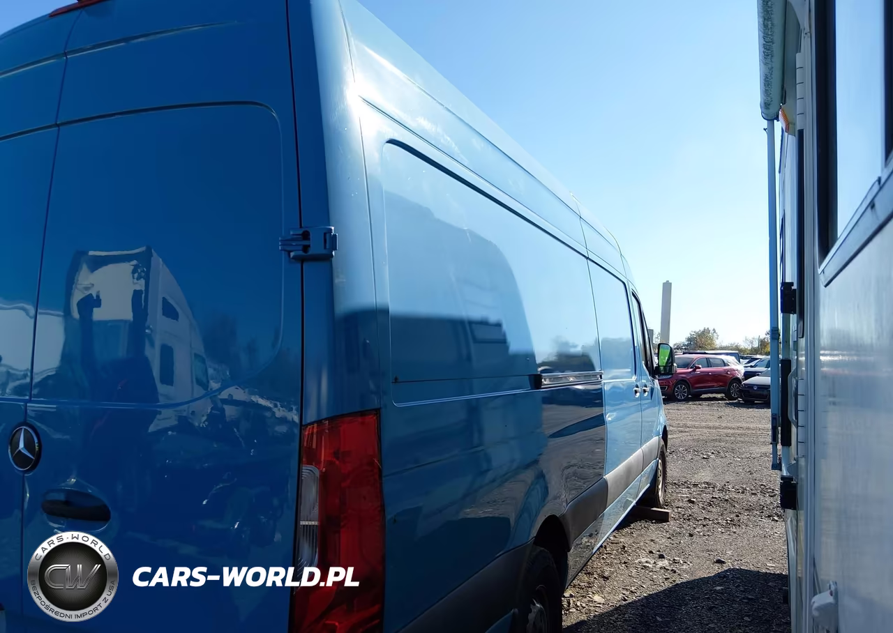 2019 Mercedes-Benz Sprinter 2500 High Roof V6 VIN:WD4PF1CD1KP126367 - 13