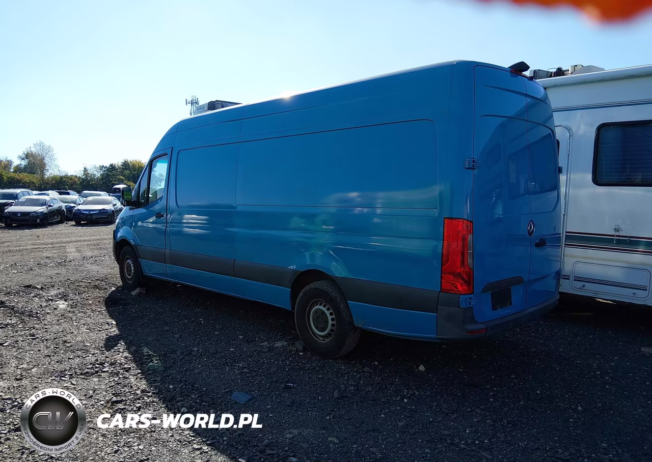 2019 Mercedes-Benz Sprinter 2500 High Roof V6 VIN:WD4PF1CD1KP126367 - 3
