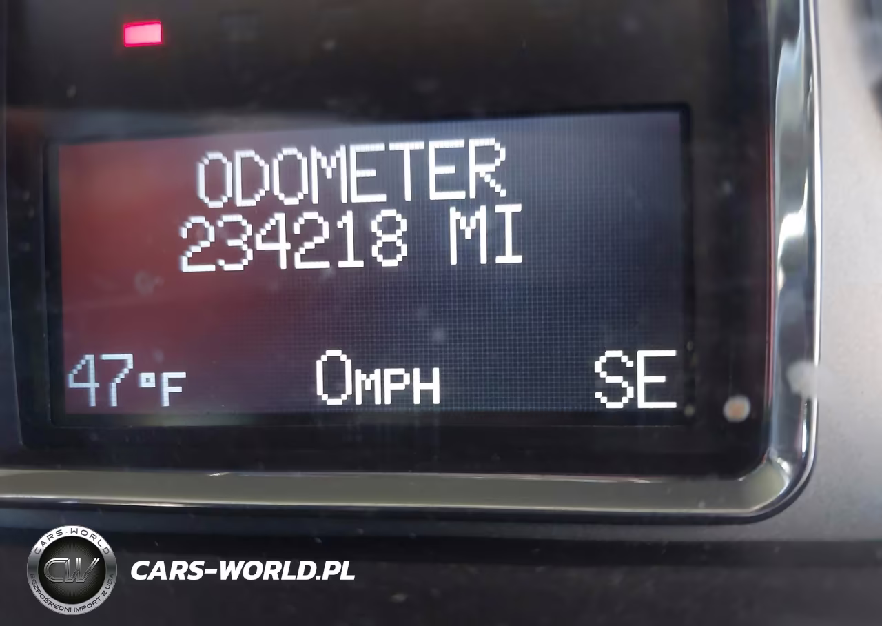 2010 Cadillac Escalade Luxury VIN:1GYUKBEF0AR116911 - 15