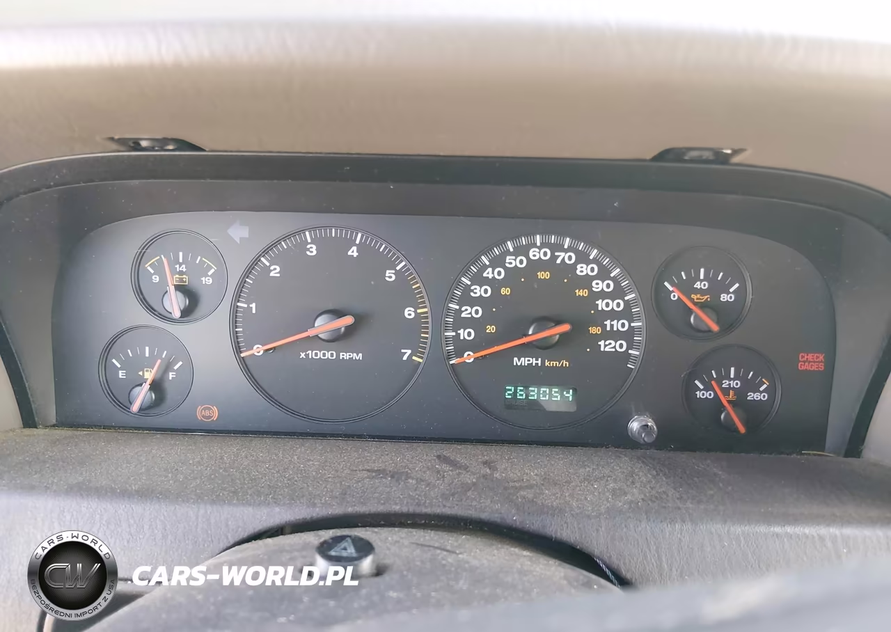 2001 Jeep Grand Cherokee Laredo VIN:1J4GW48N51C589271 - 7