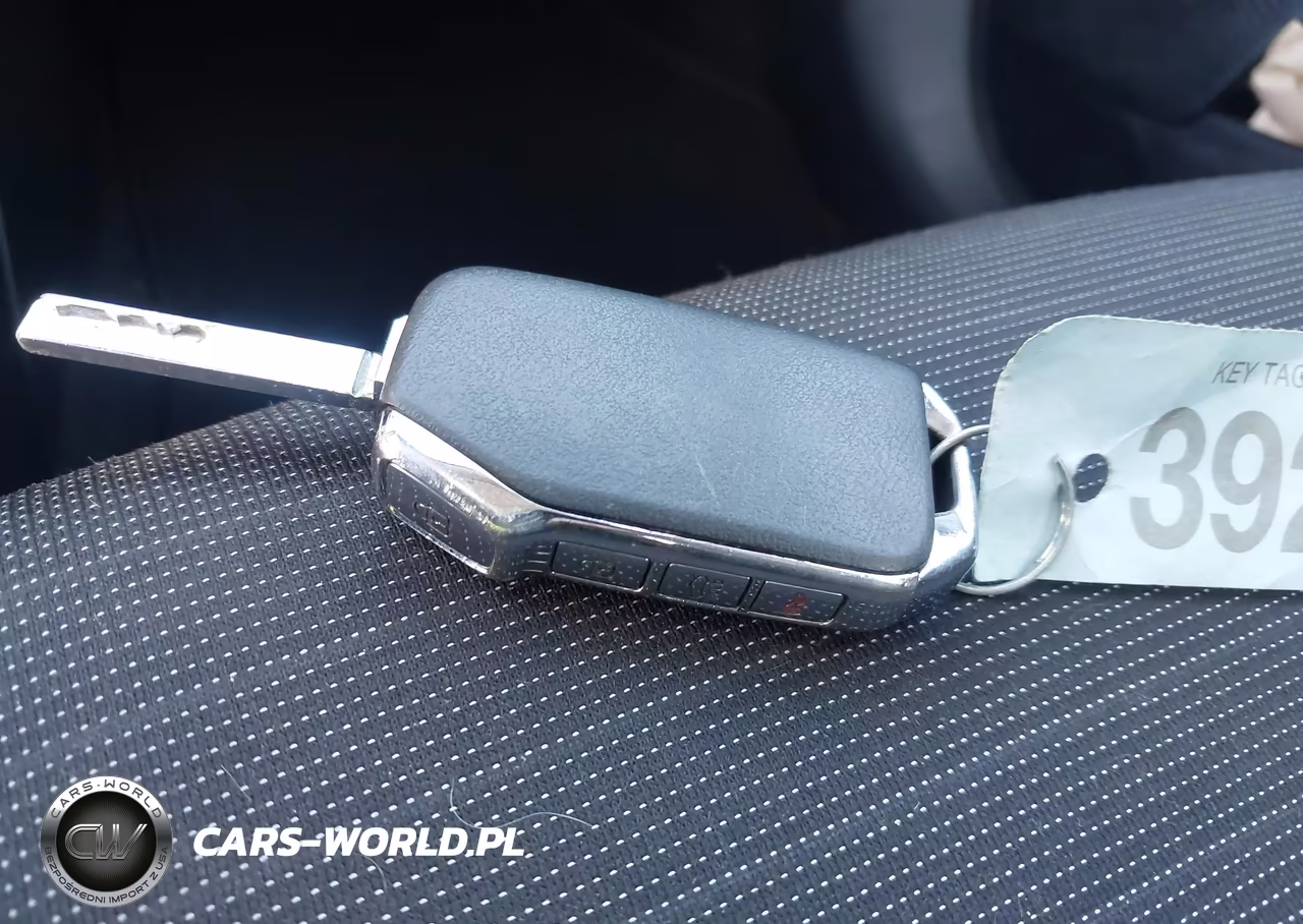 2019 Kia Forte S VIN:3KPF34AD5KE078195 - 11