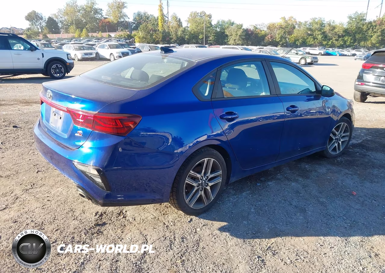 2019 Kia Forte S VIN:3KPF34AD5KE078195 - 4