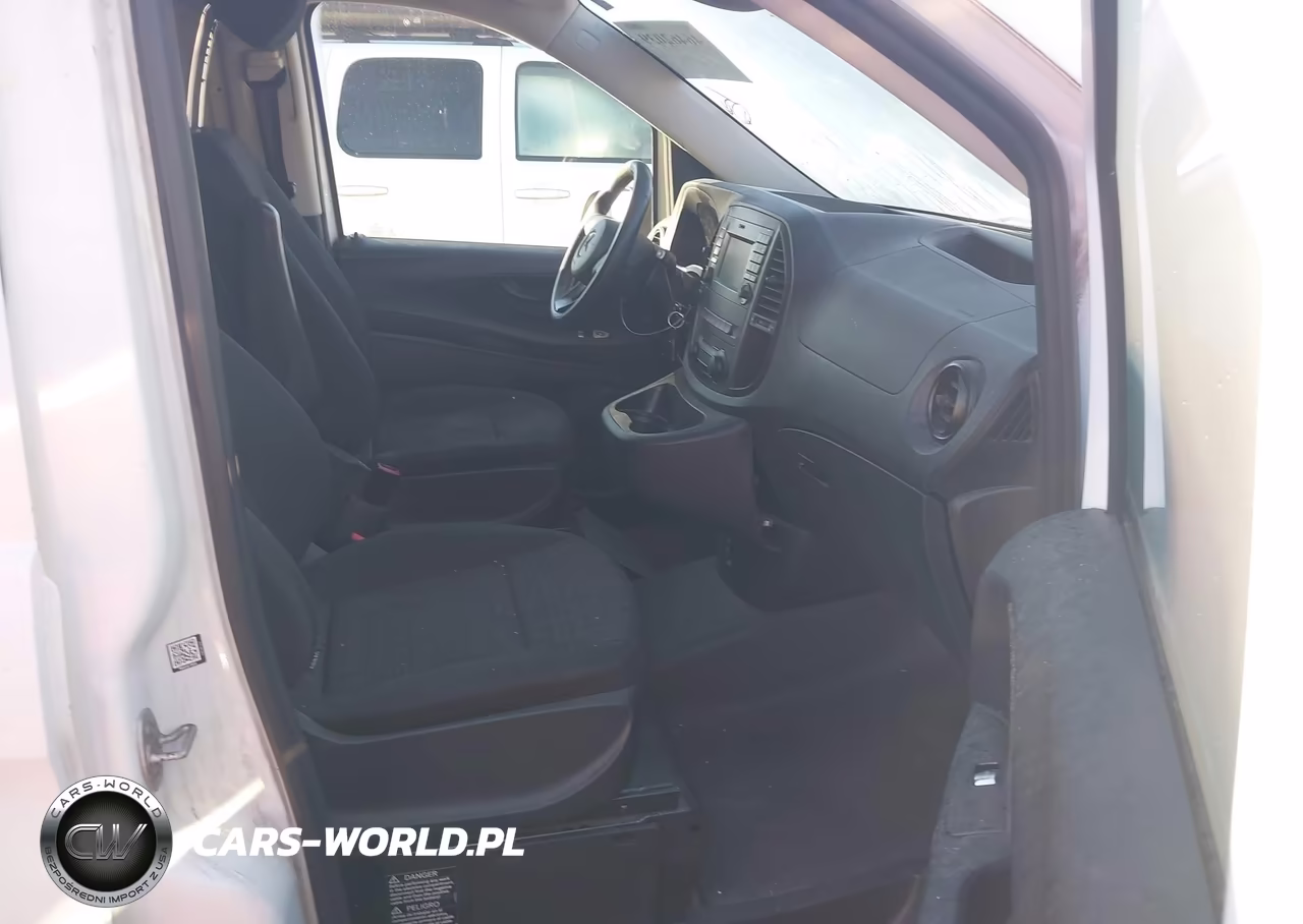 2018 Mercedes-Benz Metris VIN:WD3PG2EA8J3421305 - 5
