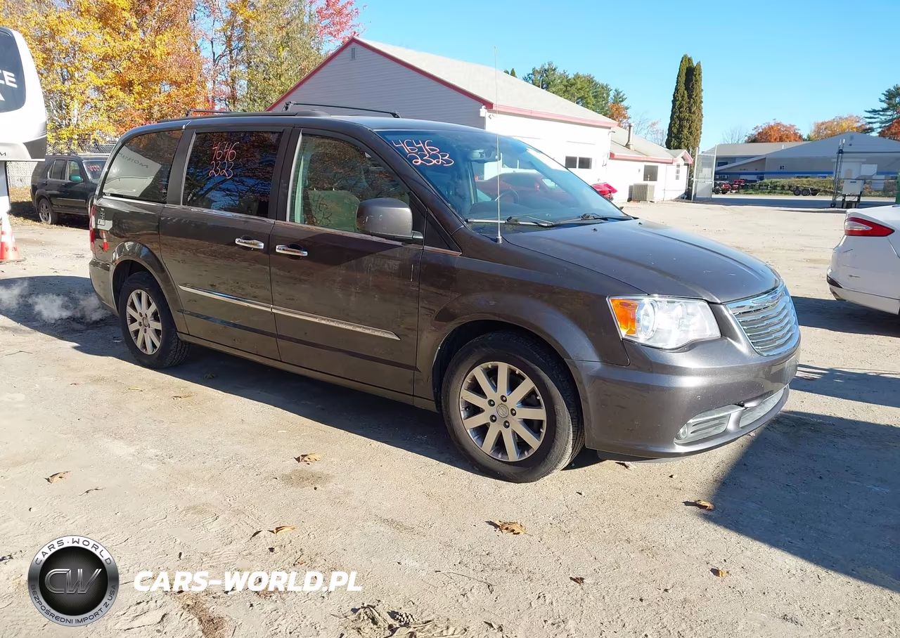 2015 Chrysler Town & Country Touring VIN:2C4RC1BG7FR752579 - 1