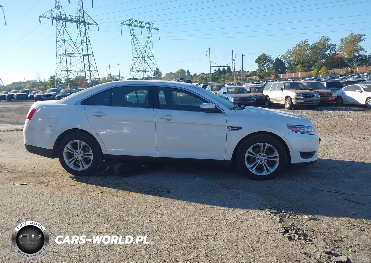 2016 Ford Taurus Sel VIN:1FAHP2E85GG140531 - 13