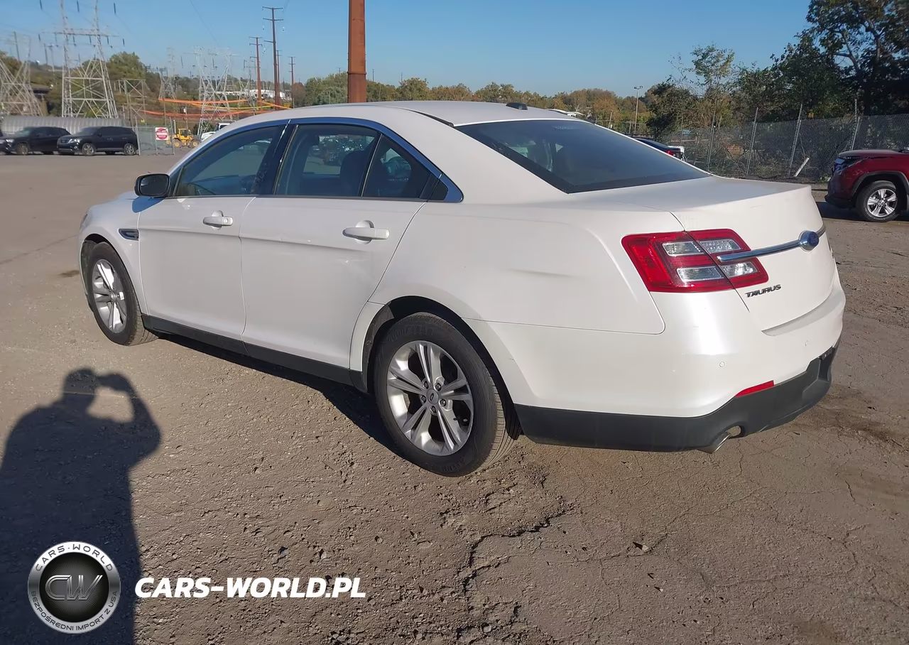 2016 Ford Taurus Sel VIN:1FAHP2E85GG140531 - 3
