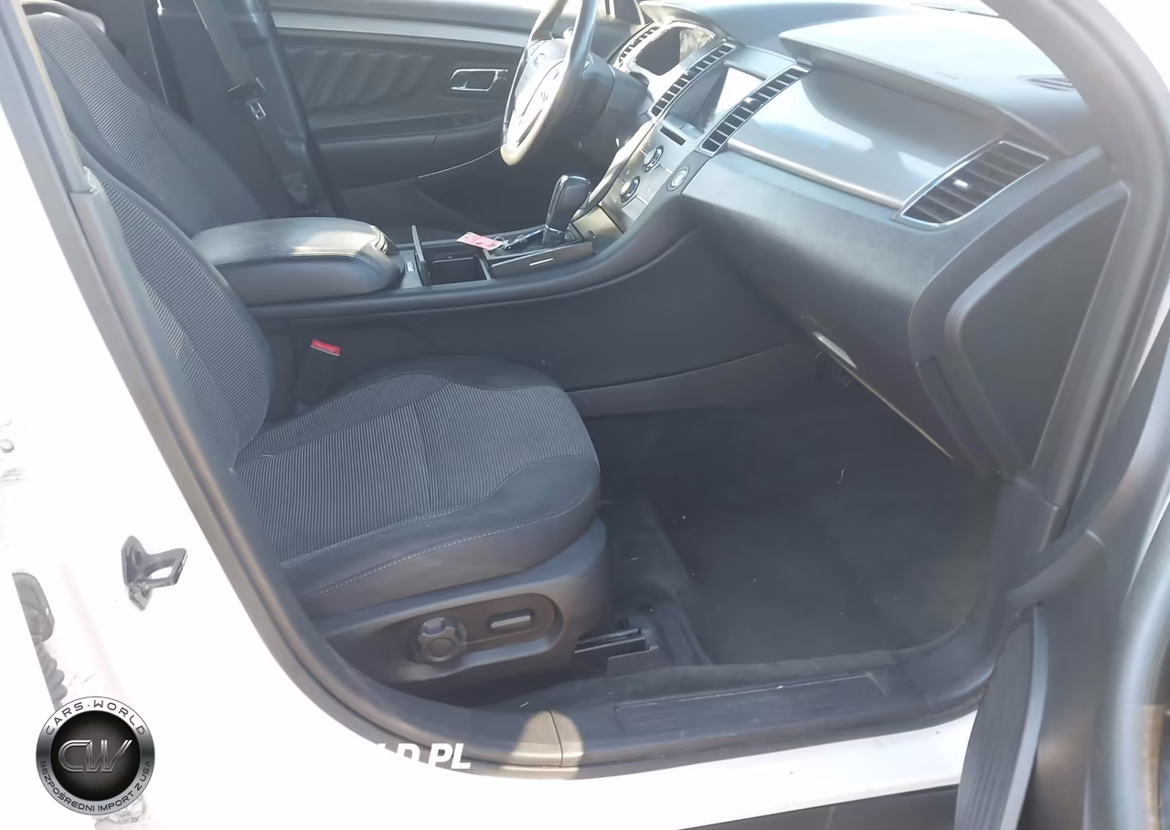 2016 Ford Taurus Sel VIN:1FAHP2E85GG140531 - 5