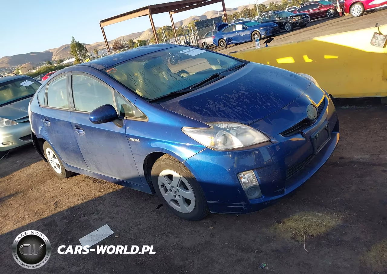 2011 Toyota Prius Two