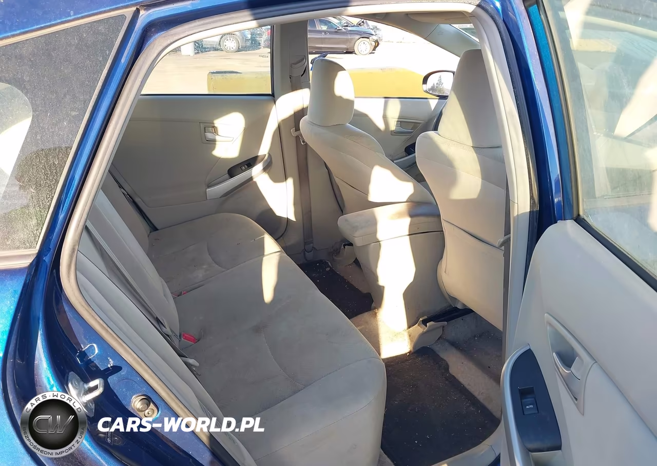 2011 Toyota Prius Two VIN:JTDKN3DU9B0319148 - 8