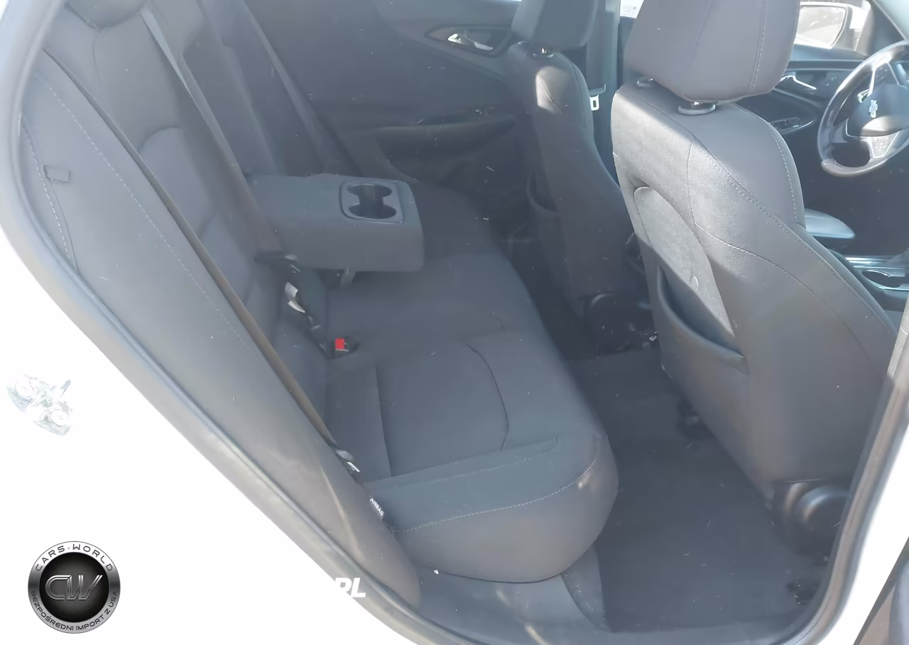 2018 Chevrolet Malibu Lt VIN:1G1ZD5ST0JF173864 - 8