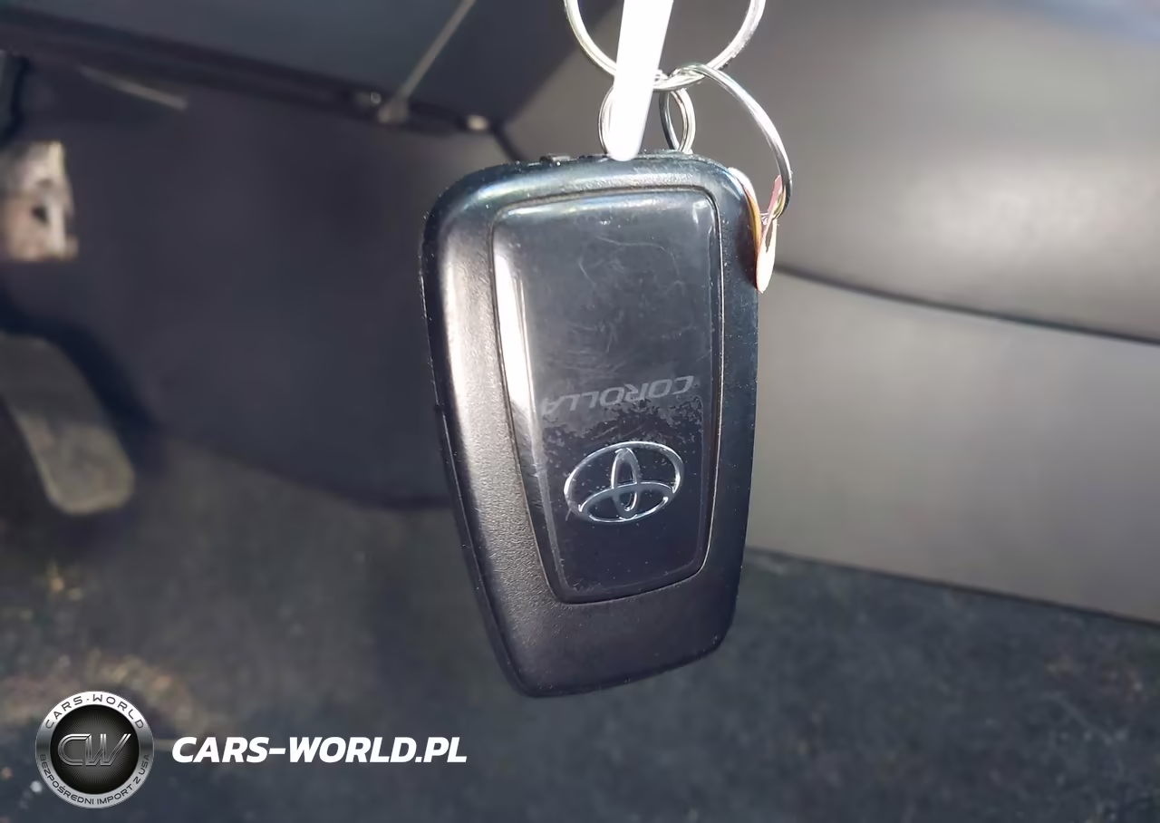 2020 Toyota Corolla Xse VIN:JTDT4RCEXLJ036483 - 11