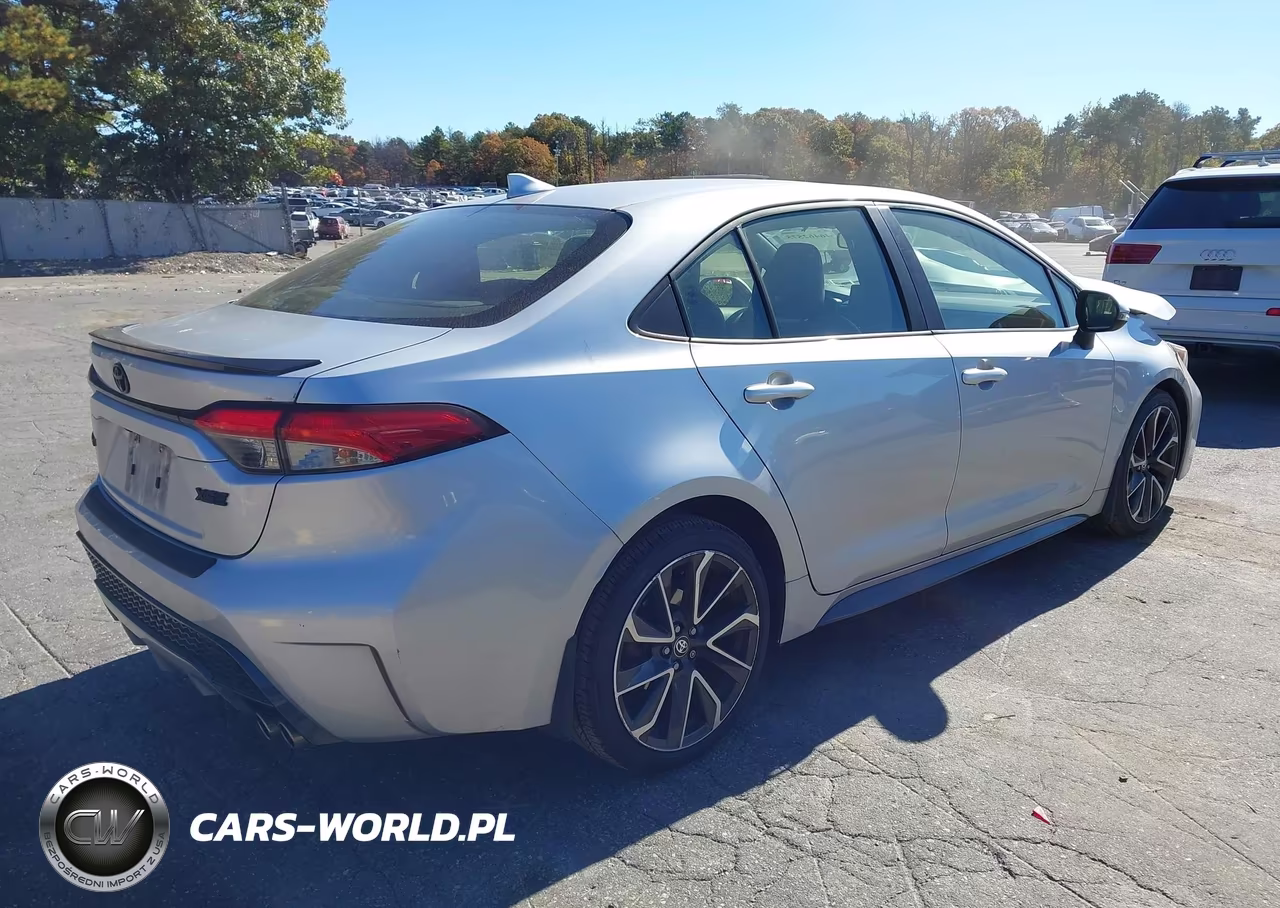 2020 Toyota Corolla Xse VIN:JTDT4RCEXLJ036483 - 4