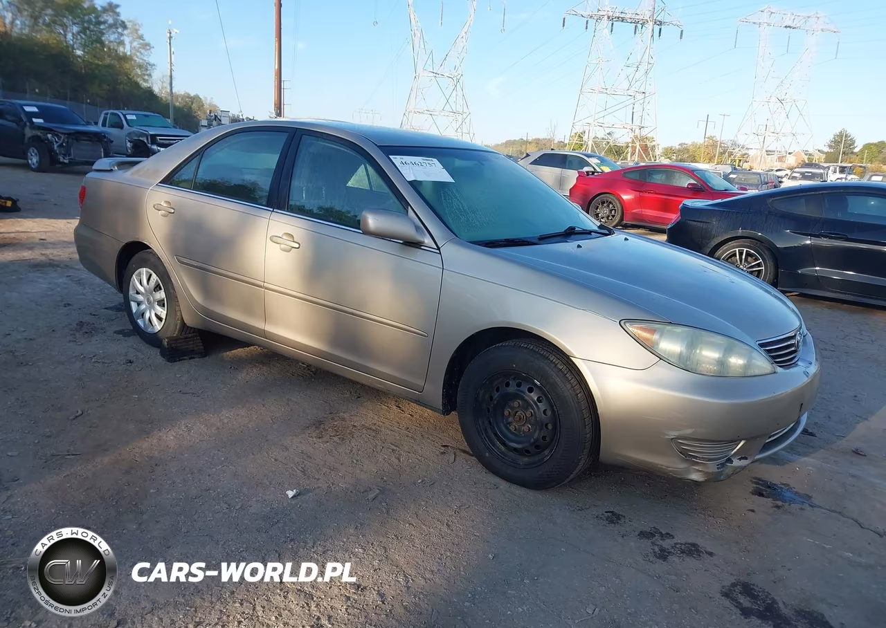 2005 Toyota Camry Le – zdjęcie 1 z 11